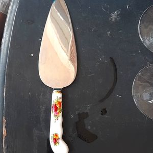 Vintage Royal Albert, Old Country Roses Pie/ Cake server knife